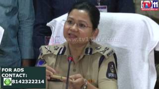 Watch RAJASTHAN INTER NATION CALL ROCKET GANG TAKEN INTO CASTURDY BY CCS POLICE  TV11 NEWS 13TH APR 2017 Video