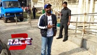 Watch Remo D'Souza Grand Entry At Allah Duhai Hai Song Launch | RACE 3 | Salman Khan Video