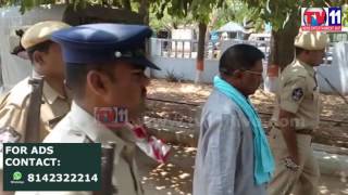 Watch RED SANDLE SMUGLER GANGIREDDY TAKEN TO  COURT AT DONE KURNOOL TV11 NEWS  28TH APR 2017 Video
