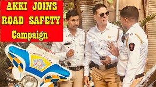 Watch Akshay Kumar Joins Road Safety Moment With Mumbai Traffic Police Video