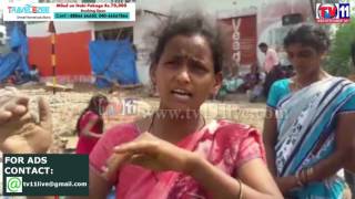 Watch PRIVATE  TRAVELS  CHEATED PASSENGERS  AT LBNAGAR HYDERABAD TV11 NEWS 19TH MAY 2017 Video