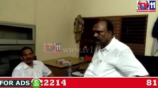 Watch CYBERABAD POLICE ARRESTED 693 ACRES MIYAPUR LAND SCAM ACCUSED TV11 NEWS HYDERABAD 29TH MAY 2017 Video