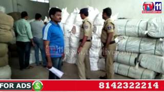 Watch SOT POLICE RIDE ON GUTKA WAREHOUSE AT VANASTHALIPURAM HYDERABAD TV11 NEWS 2ND JUNE 2017 Video