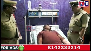 Watch THIEF ATTACK ON CONSTABLE WITH BLADE AT MEERPET HYDERABAD TV11 NEWS 9TH JUNE 2017 Video