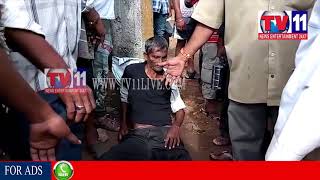 Watch MAJOR ROAD ACCIDENT NARROWLY ESCAPED AT PENDURTHI, VISAKHA TV11 NEWS 24TH AUG 2017 Video