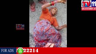 Watch à°¬à°¸à± à°¸à±à°Ÿà°¾à°‚à°¡à± à°²à±‹ à°µà±ƒà°¦à±à°§à±à°°à°¾à°²à°¿à°•à°¿ à°¤à±€à°µà±à°° à°—à°¾à°¯à°¾à°²à± | HYD-SRIRAM NGR| TV11NEWS  | 07-11-17 Video