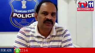 Watch UNSUCCESSFUL BANK ROBBERY AT SBI , SHAMIRPET | Tv11 News | 17-12-2017 Video