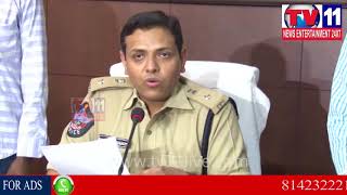 Watch TWO MAOISTS SURRENDER BEFORE VISHAKAPATNAM POLICE | Tv11 News | 19-12-2017 Video