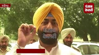 Watch à¤µà¤¿à¤°à¥‹à¤§à¥€ à¤¨à¥‡à¤¤à¤¾à¤“à¤‚ à¤¨à¥‡ à¤ªà¤‚à¤œà¤¾à¤¬ à¤¸à¤°à¤•à¤¾à¤° à¤ªà¤° à¤¸à¤¾à¤§à¤¾ à¤¨à¤¿à¤¶à¤¾à¤¨, à¤¸à¥à¤ªà¥€à¤•à¤° à¤•à¥‹ à¤¸à¥Œà¤‚à¤ªà¤¾ à¤®à¤¾à¤‚à¤— à¤ªà¤¤à¥à¤° Video
