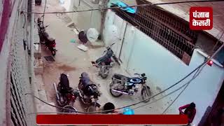 Watch à¤—à¥à¤¬à¥à¤¬à¤¾à¤°à¥‡ à¤­à¤°à¤¨à¥‡ à¤µà¤¾à¤²à¥‡ à¤•à¤¾ à¤«à¤Ÿà¤¾ à¤¸à¤¿à¤²à¥‡à¤‚à¤¡à¤°, à¤à¤• à¤¬à¤šà¥à¤šà¤¾ à¤¬à¥à¤°à¥€ à¤¤à¤°à¤¹ à¤¸à¥‡ à¤¹à¥à¤† à¤œà¤–à¥à¤®à¥€ Video