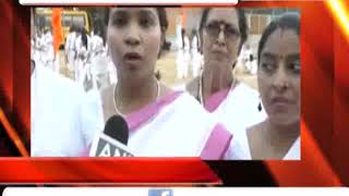 Watch à¤…à¤²à¥€à¤—à¤¢ : à¤¹à¤¿à¤¨à¥à¤¦à¥‚ à¤®à¤¹à¤¿à¤²à¤¾à¤“ à¤¨à¥‡ à¤†à¤¤à¥à¤®à¤°à¤•à¥à¤·à¤¾ à¤•à¥‡ à¤²à¤¿à¤ à¤²à¥€ à¤¤à¤²à¤µà¤¾à¤°à¤¬à¤¾à¤œà¥€ à¤•à¥€ à¤Ÿà¥à¤°à¥‡à¤¨à¤¿à¤‚à¤— Video