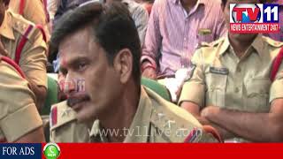 Watch VISAKHA 3 TOWN CI SUSPENDED DUE TO MISBEHAVING WITH WOMEN  | Tv11 News | 04-01-2018 Video
