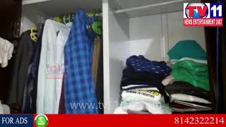 Watch ROBBERY AT BALAPUR IN HYDERABAD | Tv11 News | 06-01-2018 Video