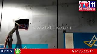 Watch SERIAL AIR CONDITIONER THEIFS  AT ATMS CAUGHT BY POLICE AT NARAYARANGUDA IN HYDERABAD | Tv11 News Video