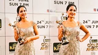 Watch Gorgeous Hina Khan At GOLD Awards 2018 Red Carpet | Style Icon Award Award Video