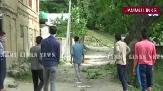 Watch Gunfight breaks out in Kashmir Video