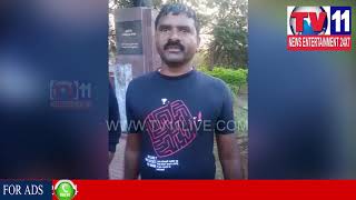 Watch LADY ATTEMPT SUCIDE IN HUSSAIN SAGAR | 2 PERSONS JUMP SAVE LADY LIFE| TV11 NEWS | 09-02-2018 Video