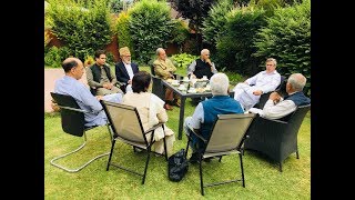 Watch Yashwant Sinha calls on Omar Abdullah, discusses prevailing situation in J&K Video
