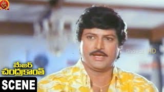 Watch Nagma Searching Mohan Babu and Asks NTR || Major Chandrakanth Scene Video