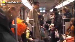 Watch Inilah Kalo Ada Mr.Bean Perempuan di Dalam Kereta, Lucunya Sampe Keram di Mulut Video