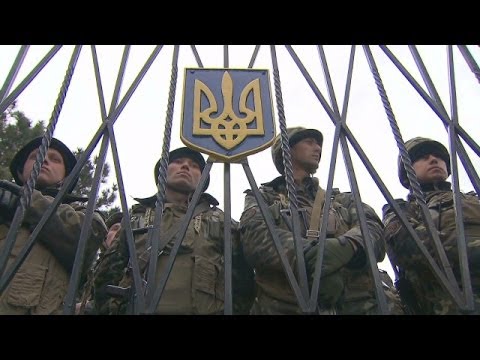 Watch Ukraine crisis Russia tightens military grip on Crimea! News Video Video