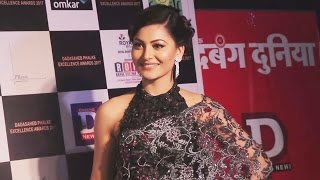 Watch Gorgeous Urvashi Rautela At Dadasaheb Phalke Awards 2017 Video