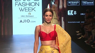 Watch Malaika Arora Hot Outfit Walking Ramp For Lakme Fashion Week 2017 Summer Collection Video