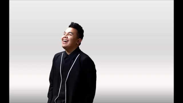 Watch Tulus - 1000 Tahun Lamanya Video