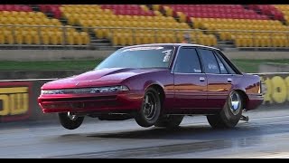 Watch KIT HUNTER V8 TURBO VL CALAIS 7.49 @ 189 MPH SYDNEY DRAGWAY Video