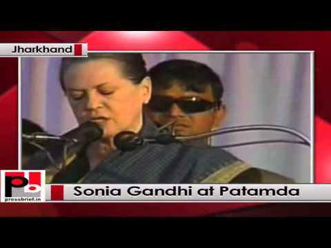 Watch Sonia Gandhi addresses Congress poll rally at Jharkhand, takes on BJP Video