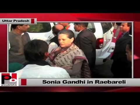 Watch Sonia Gandhi in Raebareli meets local people Video
