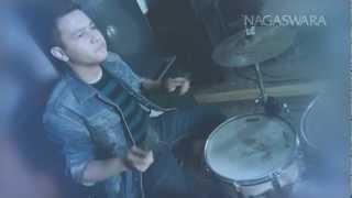Watch Miladian - Menanti Jawaban (Official Music Video) Video