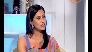 Watch Beauty Tips - Premature Graying - causes,symptoms,signs & treatment - Dr. Payal Sinha Video