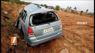 Watch Car Capsizes At Obulapuram | One Lost Life And 2 Injured | Kurnool | Andhra Pradesh | iNews Video