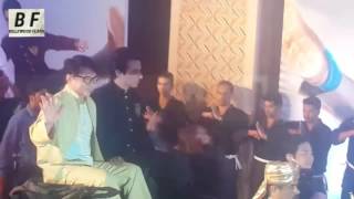 Watch Jackie chan, Sonu Sood, Disha Patani, Amyra Dastur Grand Entry At Mumbai Event Video