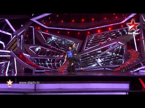 Watch Nach Baliye 6 - 4th January 2014 - Gurmeet and Debina perform a black widow act Video