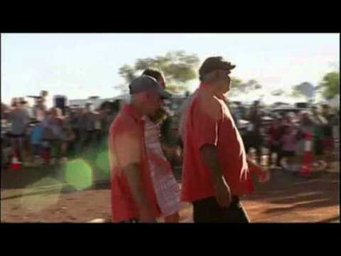 Watch Raw- Royal Couple Tours Uluru in Australia News Video Video