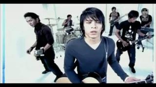 Watch Peterpan - LANGIT TAK MENDENGAR (Official Video) Video