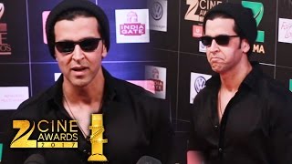 Watch Hrithik Roshan In NEW LOOK At Zee Cine Awards 2017 Video