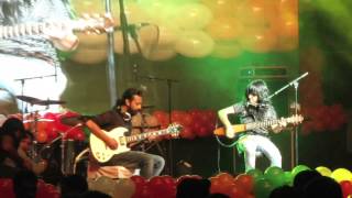 Watch Glimpse of Jasleen Royale's  Amazing Performance for Delhi Youth Video