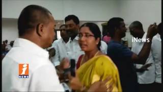 Watch Uproar in Mahabubnagar ZPTC Meeting | Woman ZTPC Demands ZP Chairman Apologizes | iNews Video