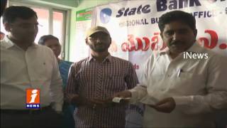 Watch Srikakulam Collector Narasimham Started Micro ATMs at Rythu Bazar | iNews Video