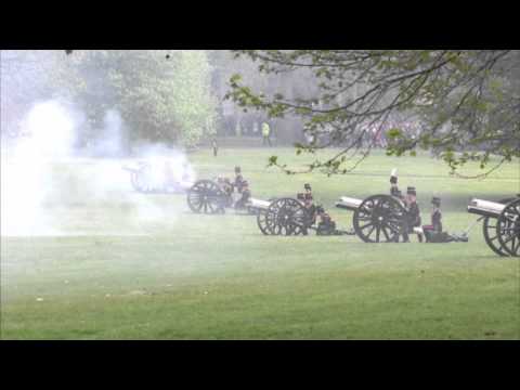 Watch Raw- British Queen's Birthday Celebration News Video Video
