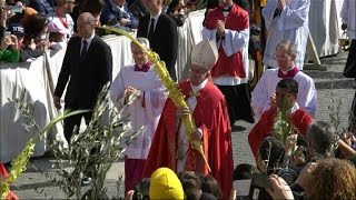 Watch Pope Francis debuts on Instagram Video