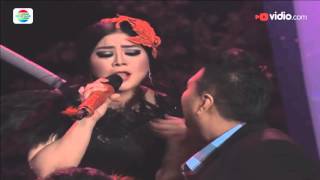 Watch Mosidik-Roni Dozer dan Annis-Seruni Bahar - Bunga dan Kumbang  (D'Acadeny Celebrity Group 3) Video