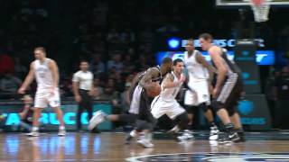 Watch NBA: Jonathon Simmons Rises Up and Throws It Down Video