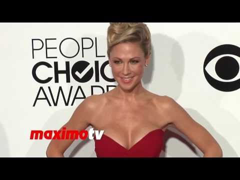 Watch Desi Lydic People's Choice Awards 2014 - Red Carpet Arrivals Video