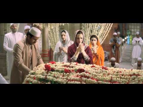 Watch Veer-Zaara - Aaya Tere Darr Par Deewana (HD 720p) - Bollywood Popular Song Video