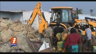 Watch Revenue Officers Demolish Poor Houses in Medchal District | iNews Video