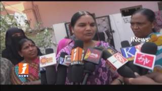 Watch Women's Protest Against Modi's Govt On LPG Gas Price Hike In Kamareddy | iNews Video